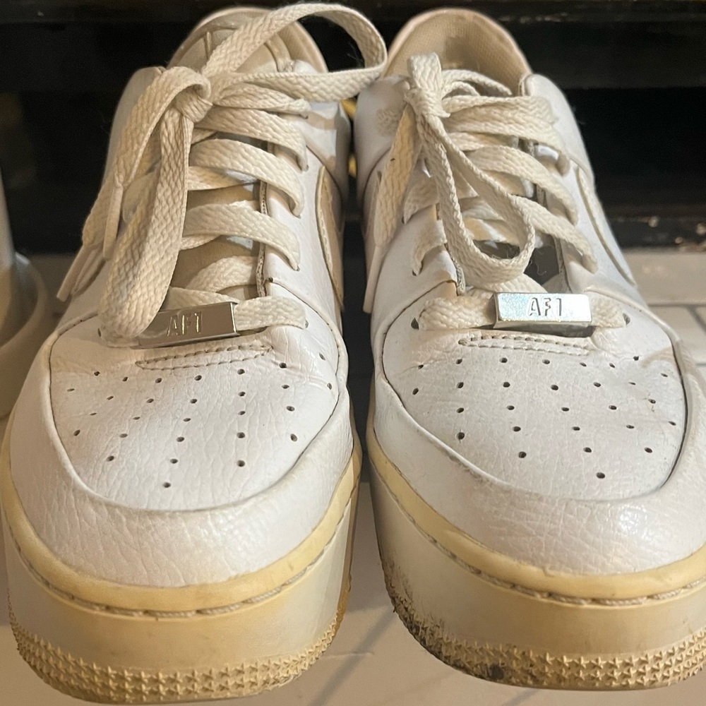 Nike AF1 Platforms - Picture 4 of 6